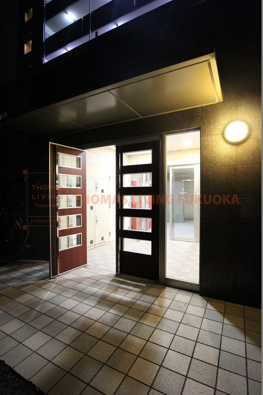 MDI SERENO JIYUGAOKA エントランス