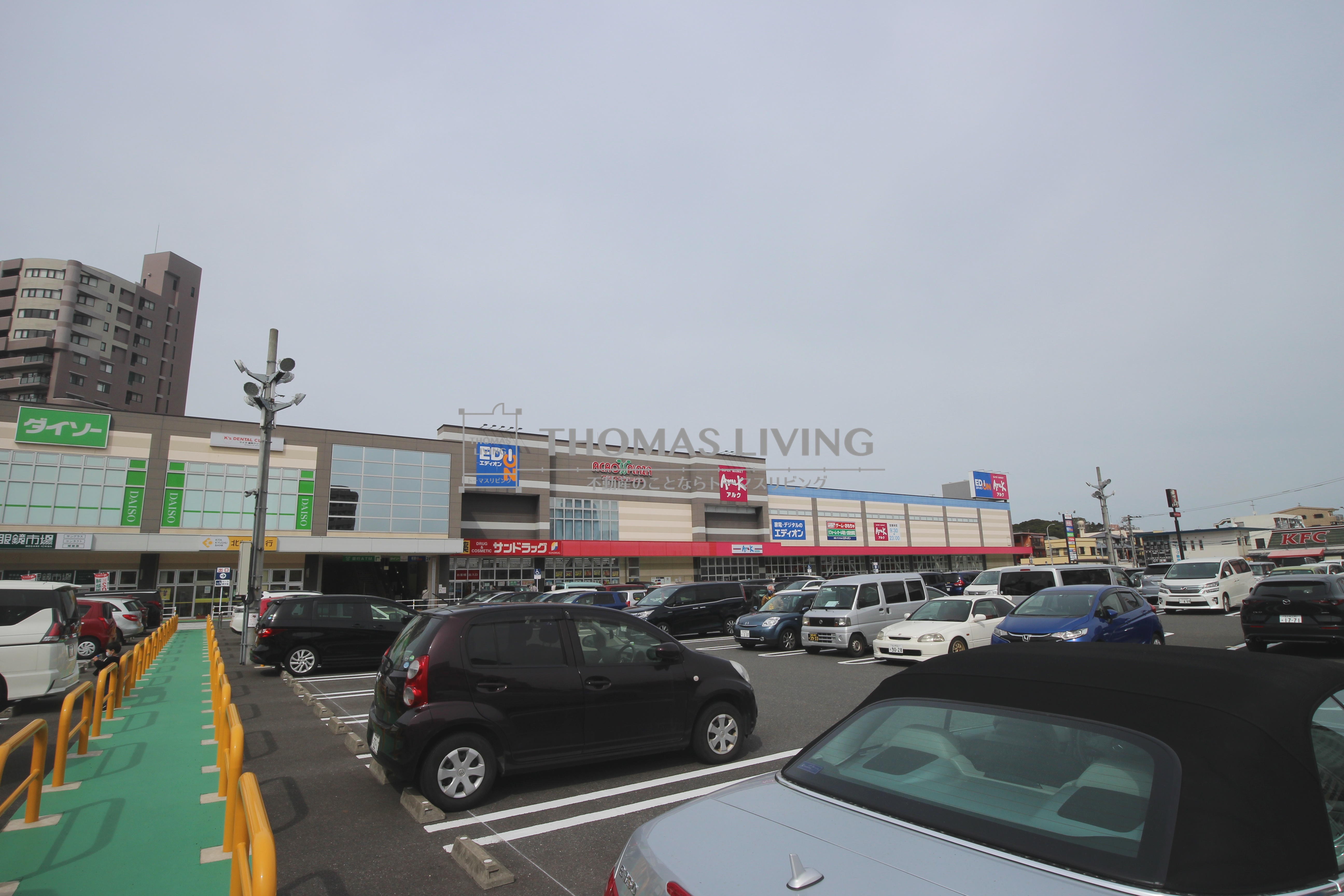 ガーデンホームズ茶屋町 スーパー