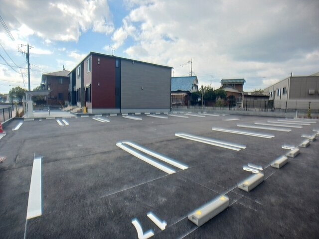 ロータス　スクエア　A 駐車場