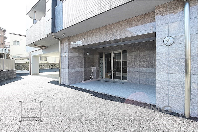 アースコートY'sシティ西神原 エントランス