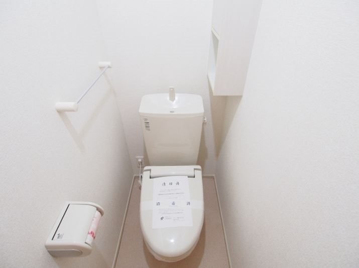 ウィステリア 参番館 トイレ