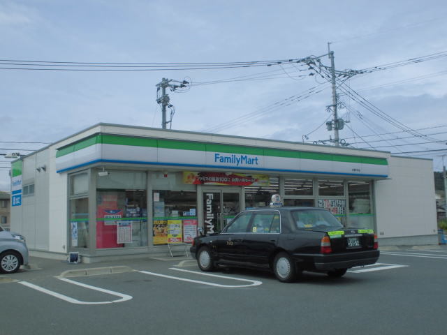 ルコネッサンス コンビニ