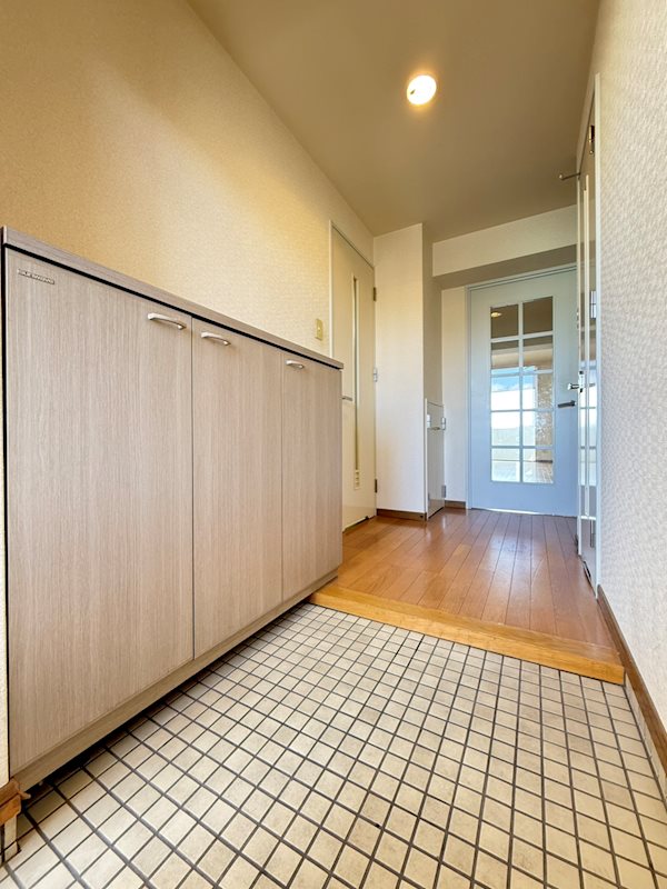 レイ・ブリック若園 玄関