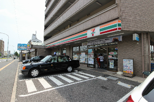 サニーヒルズ コンビニ