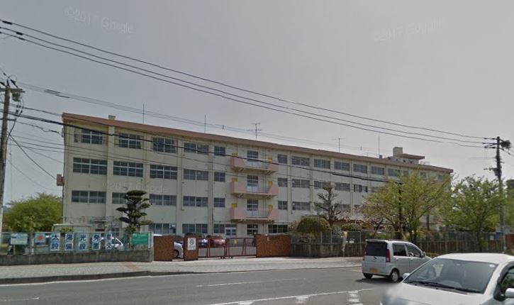 グランフィール華里  小学校