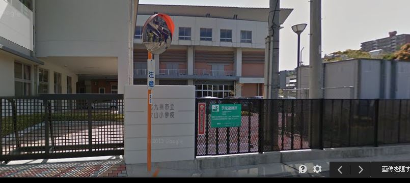 THE SQUARE Platinum Residence 小学校
