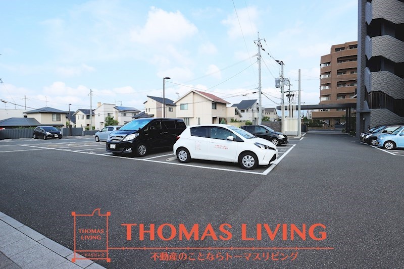 ザ・プレース自由ヶ丘プラチナム 駐車場