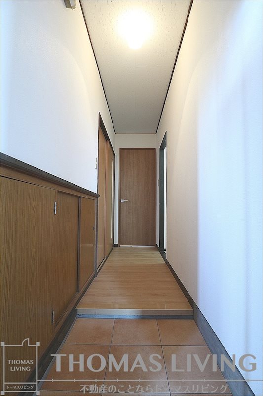 オアシス中井 玄関