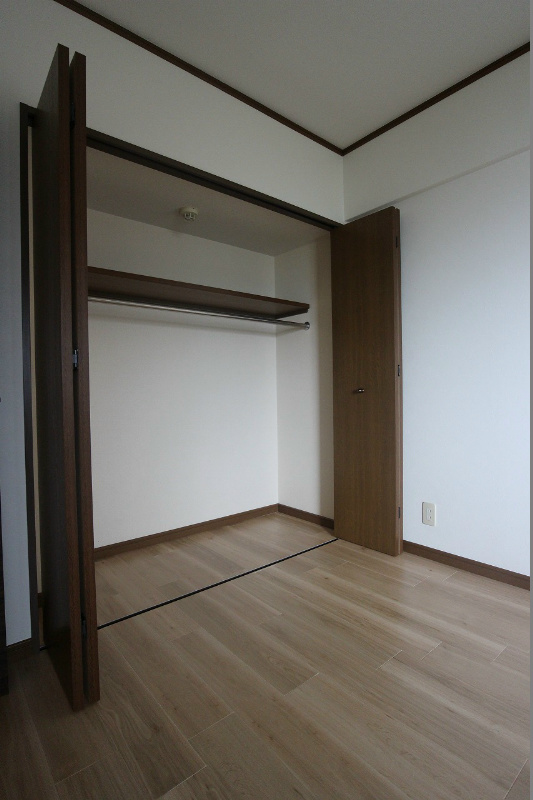 アヌビアス紫川 収納