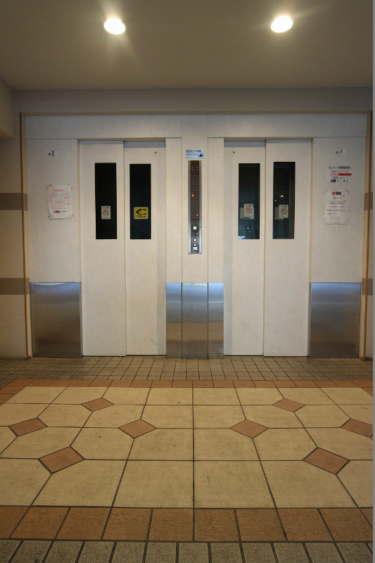 アーベイン大手町 ロビー