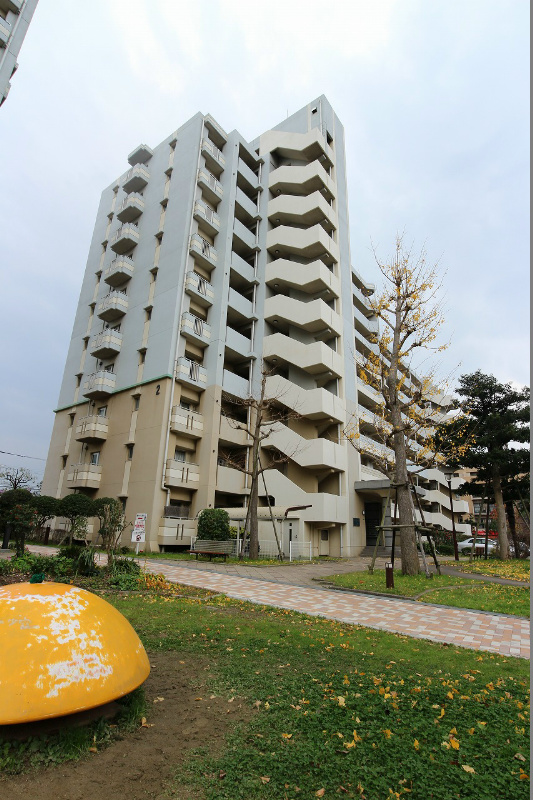 アーベインルネス白銀 外観