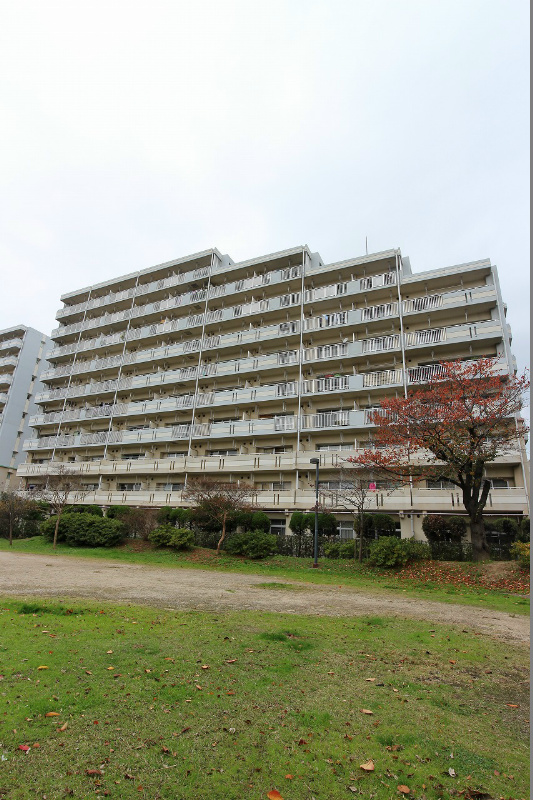 アーベインルネス白銀 外観