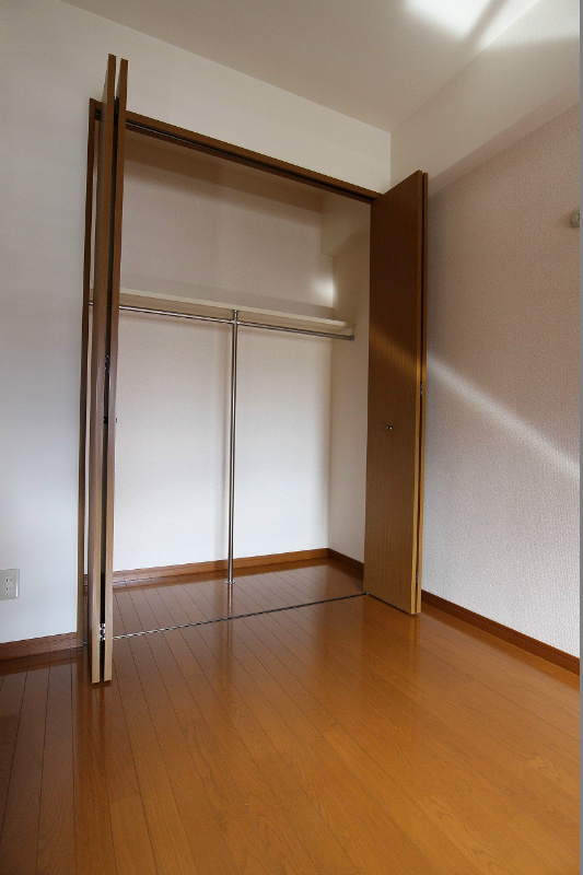 ギャラン吉野町 収納