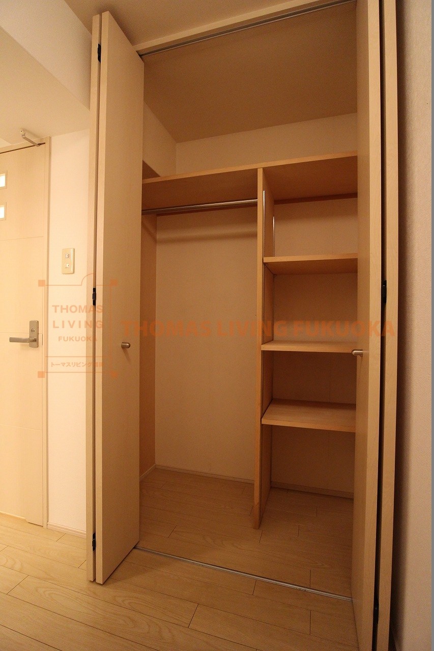 MDI SERENO JIYUGAOKA 玄関