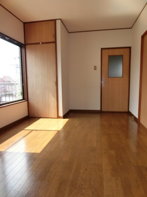 パインヒルマンション ベッドルーム