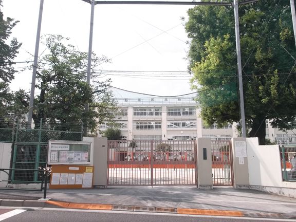 建て替え専用戸建（善福寺2丁目） 中学校