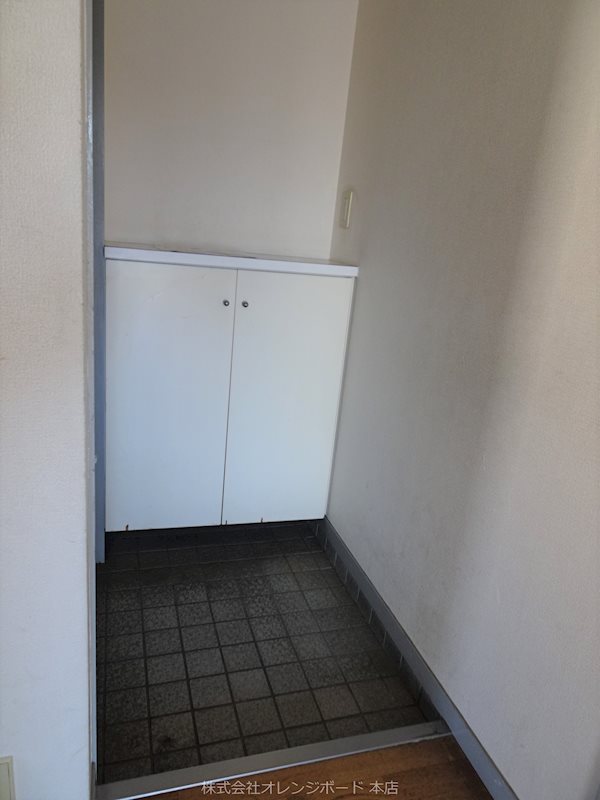 クレステ荻窪 玄関