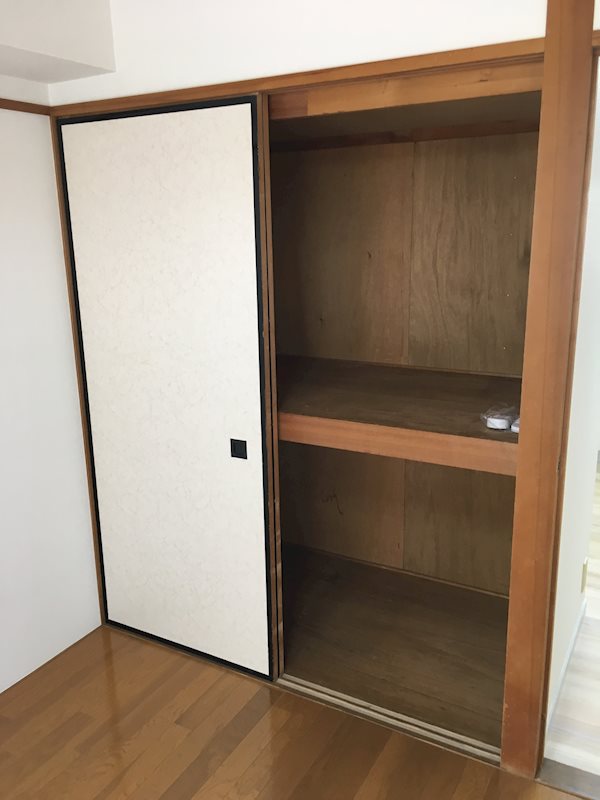 岩瀬マンション 収納
