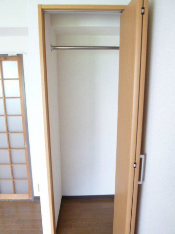 箕面コスモビル 収納