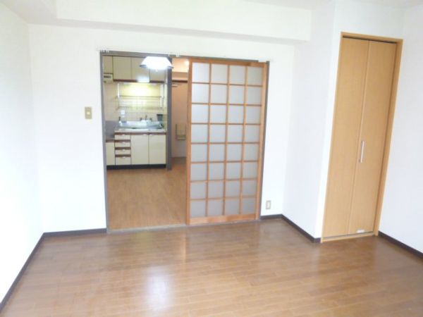 箕面コスモビル その他