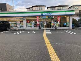リバーサイドハイツ コンビニ