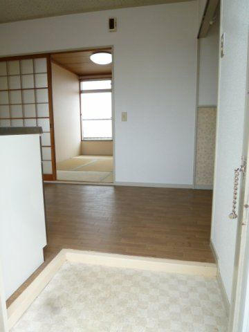牧澤ハイツ 玄関
