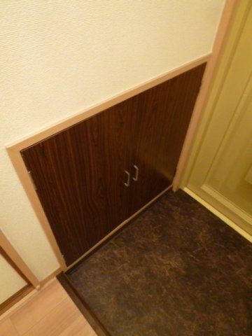 ローズハイツ 収納