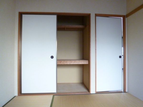 エクセルコート箕面 収納