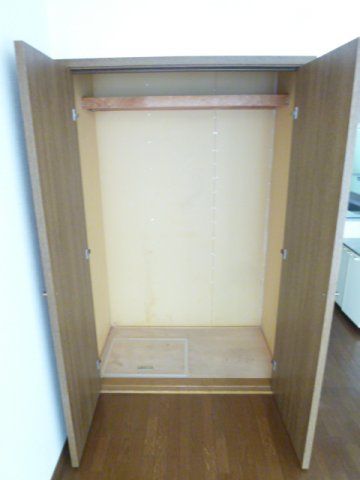 ハイツホシガキ 収納