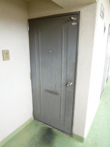 プレアール箕面粟生 玄関