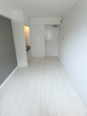 サンハウス箕面 リビング