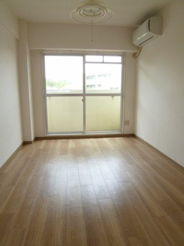 PISO その他