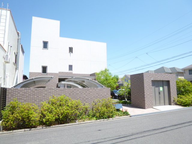 メゾン・エスポR 外観