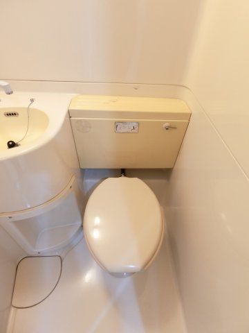 クレセル箕面 トイレ