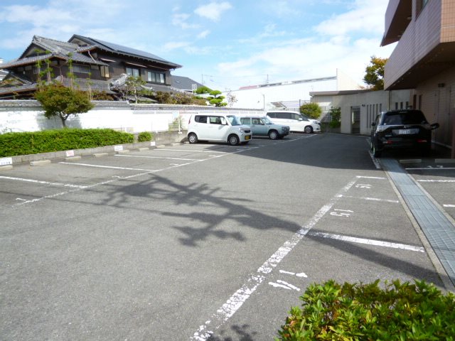 パティオ外院Ⅱ 駐車場