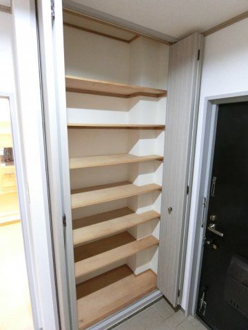 ラヴィベール箕面 収納
