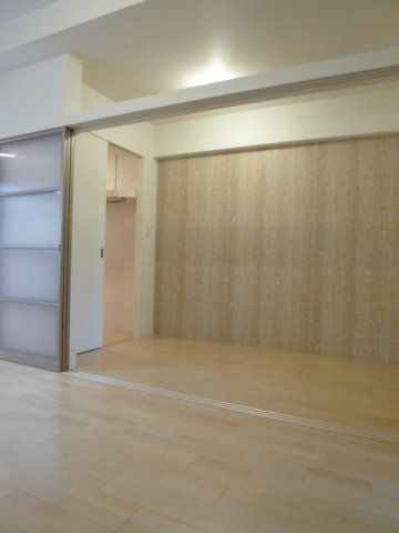 セレニテ新大阪カルム ベッドルーム