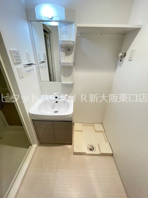 スプランディッド新大阪Ⅲ 洗面所