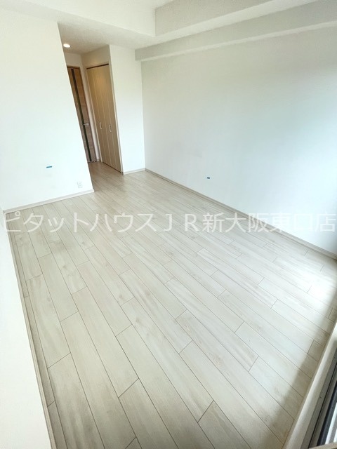 スプランディッド新大阪Ⅲ リビング