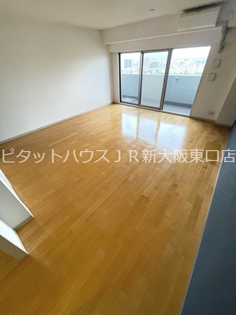 セノアタワー新大阪 リビング
