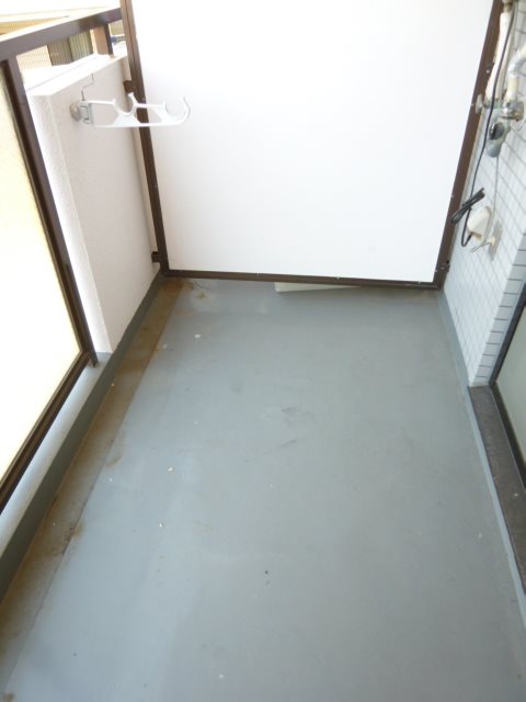 大阪府箕面市箕面５丁目 ベランダ