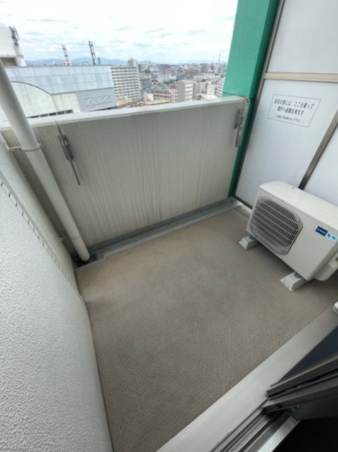 大阪府大阪市東淀川区東中島１丁目 ベランダ