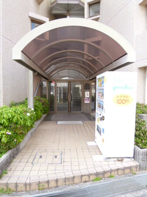 セレコート箕面  エントランス
