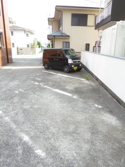 大阪府箕面市西小路５丁目 駐車場