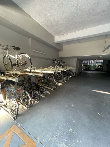 大阪府大阪市東淀川区東中島１丁目 駐車場