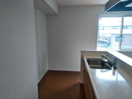 大阪府箕面市小野原東１丁目 キッチン