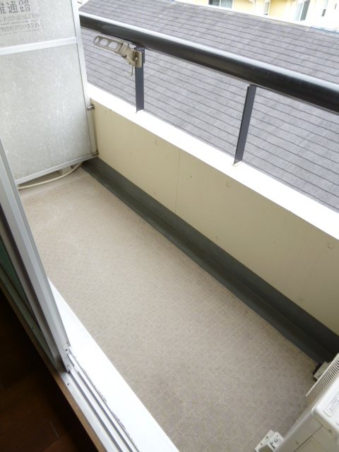 大阪府箕面市箕面６丁目 ベランダ