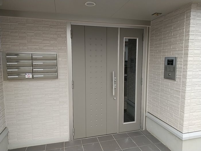 大阪府箕面市西小路５丁目 エントランス