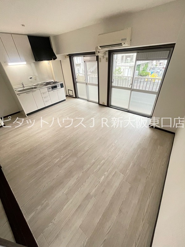 サンフラッツ新大阪本館 リビング