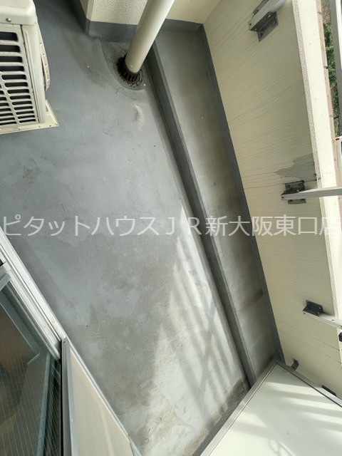 大阪府大阪市東淀川区東中島１丁目 ベランダ